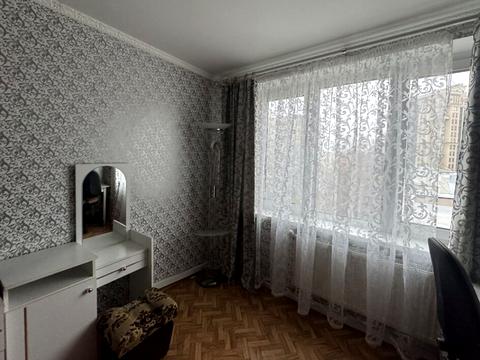 квартира за адресою Космонавтів просп., 65