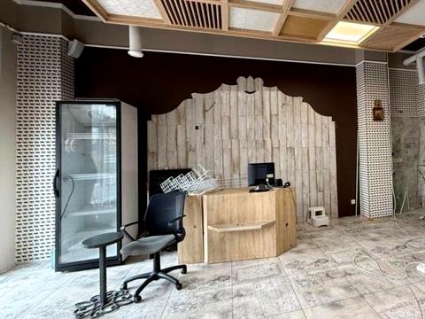 комерційна за адресою Дмитріївська вул. (Дмитрія Донського), 14