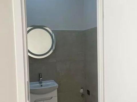 комерційна за адресою Львівська вул., 15б