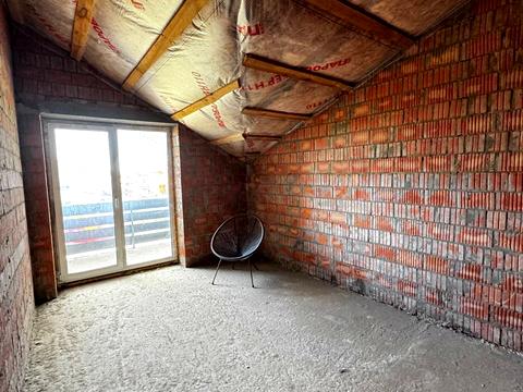 будинок за адресою с. Гатне, Грушева вул.