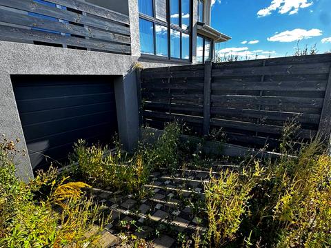 будинок за адресою с. Гатне, Грушева вул.