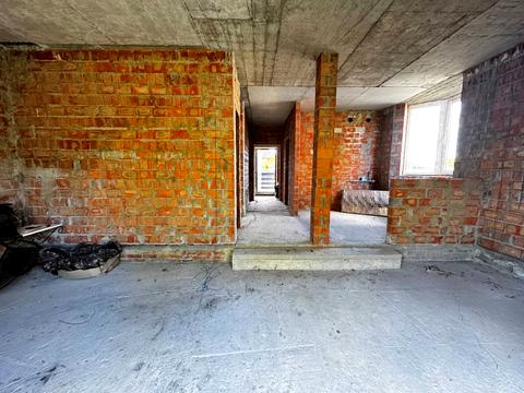 будинок за адресою с. Гатне, Грушева вул.