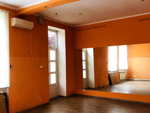 коммерческая по адресу Юрія Бадзьо ул. (Олександра Невського), 111