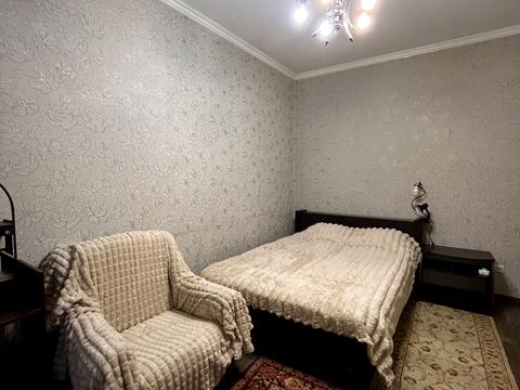 квартира за адресою Віри Холодної пл., 3