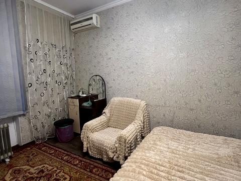 квартира за адресою Віри Холодної пл., 3