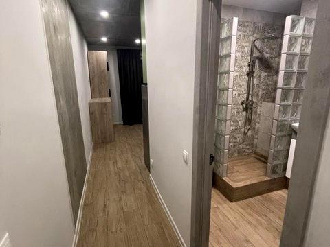 квартира за адресою Ревуцького вул., 40-В