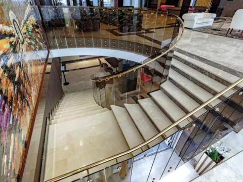 комерційна за адресою Ванний пров., 3а