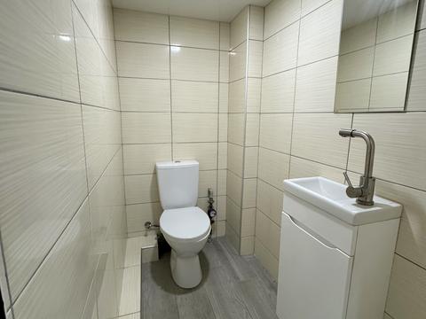 комерційна за адресою Бунина, 27