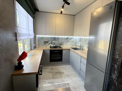 квартира за адресою Амосова вул. (Корчагінців), 5