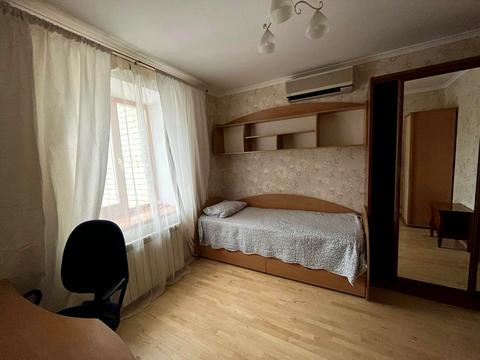 квартира за адресою Київ, Новодарницька вул., 6