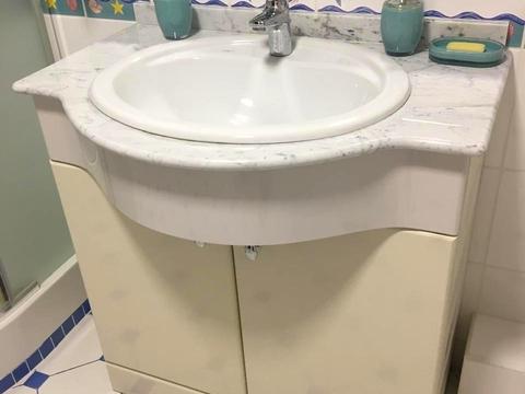 квартира за адресою Київ, Новодарницька вул., 6