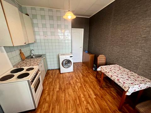 квартира за адресою Писаржевського вул., 7