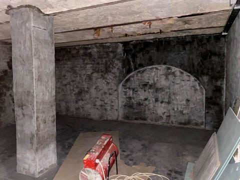 комерційна за адресою Еспланадна вул., 2