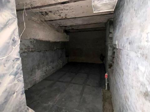 комерційна за адресою Еспланадна вул., 2