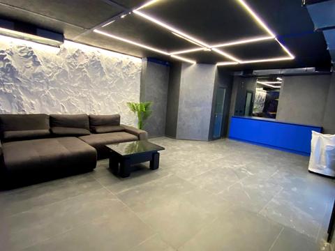 комерційна за адресою Еспланадна вул., 2