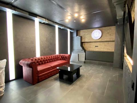 комерційна за адресою Еспланадна вул., 2