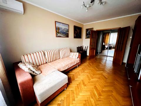 квартира за адресою Свободи просп., 1-а