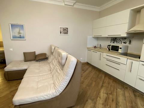 квартира за адресою Одеса, Перлинна вул., 1