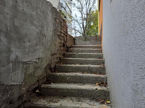 комерційна за адресою Сергія Амброса вул., 96/3