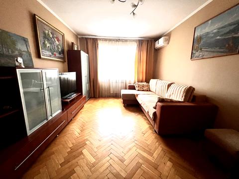 квартира за адресою Свободи просп., 1-а