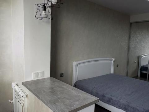 квартира за адресою Наддніпрянський просп. (50 років СРСР), 11