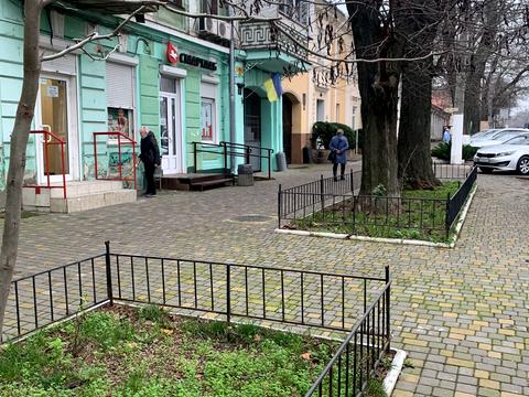 комерційна за адресою Торгова вул., 19