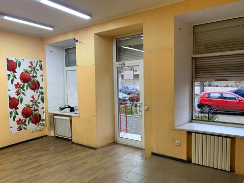 комерційна за адресою Торгова вул., 19