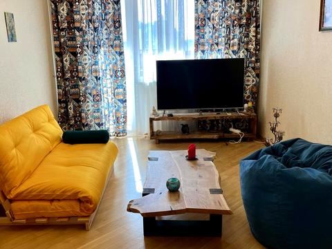 квартира за адресою Панаса Мирного вул., 11