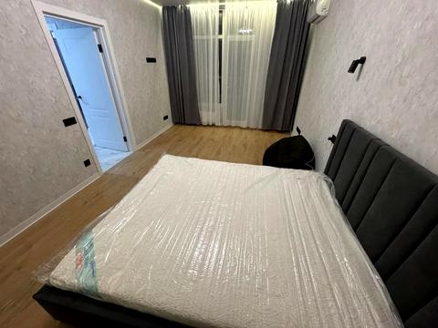 квартира за адресою Київ, Олеся Бердника вул., 1-Д