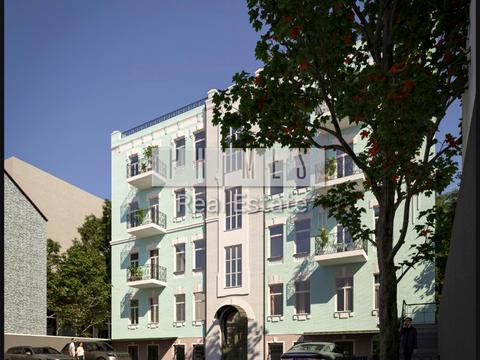 комерційна за адресою Еспланадна вул., 32-В