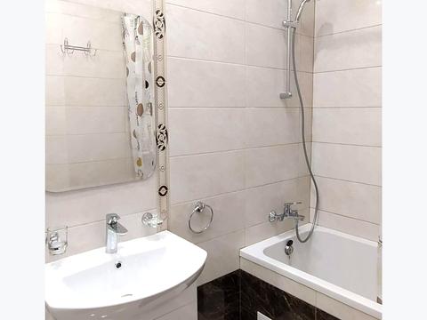 квартира за адресою Італійський бульв., 1б