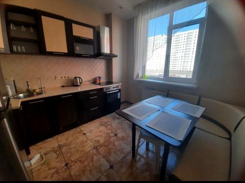 квартира за адресою Перлинна вул., 3