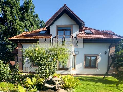 будинок за адресою Волонтерська вул. (Пушкіна)