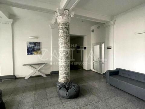 комерційна за адресою Вадима Гетьмана вул., 2