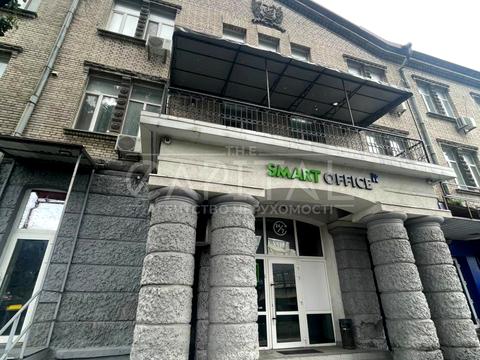 комерційна за адресою Вадима Гетьмана вул., 2