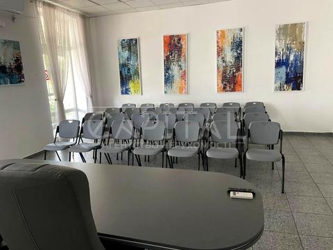 комерційна за адресою Вадима Гетьмана вул., 2