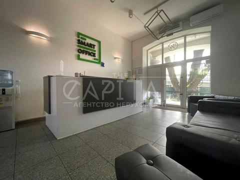 комерційна за адресою Вадима Гетьмана вул., 2