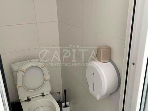 комерційна за адресою Вадима Гетьмана вул., 2