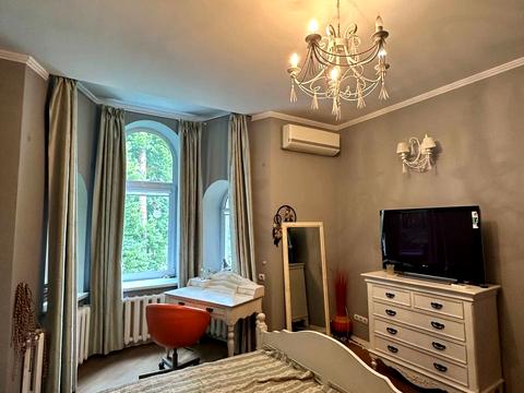 будинок за адресою Дмитра Павличка вул. (Пушкінська), 4