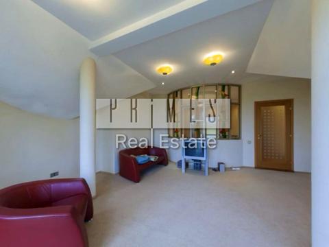 будинок за адресою Лугова вул.