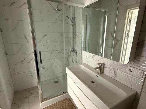 квартира за адресою Перлинна вул., 9