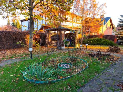 будинок за адресою Виноградна