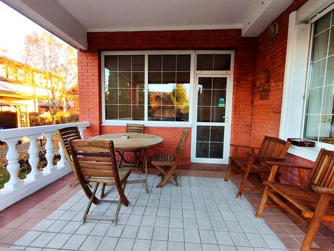 будинок за адресою Виноградна