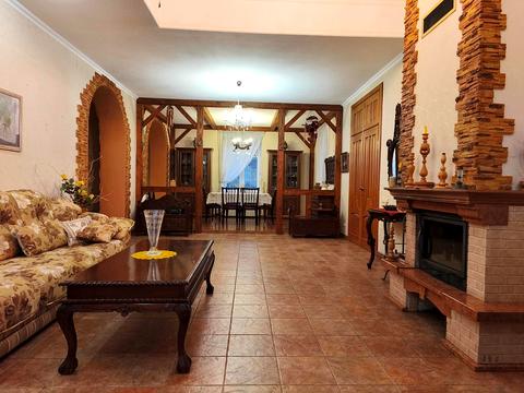 будинок за адресою Виноградна