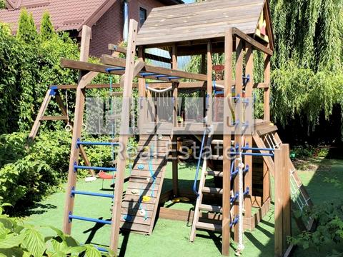 будинок за адресою 12-та лінія вул.