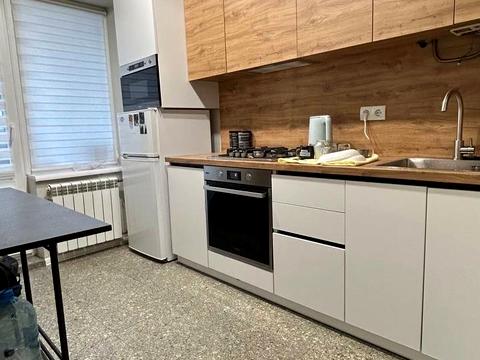 квартира по адресу Одесская ул., 4