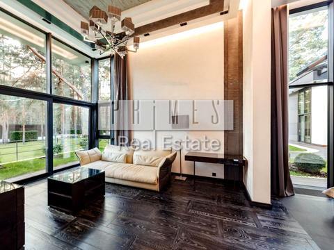 будинок за адресою Вишнева вул.