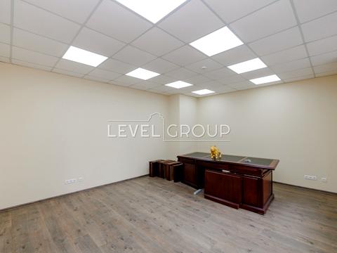 комерційна за адресою Круглоуніверситетська вул., 3-5