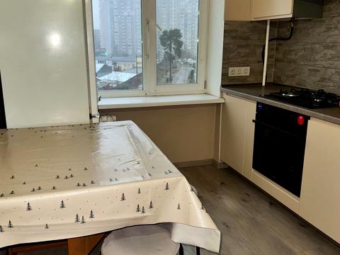 квартира за адресою Хорольська вул., 10