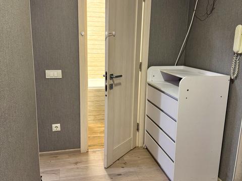 квартира за адресою Хорольська вул., 10